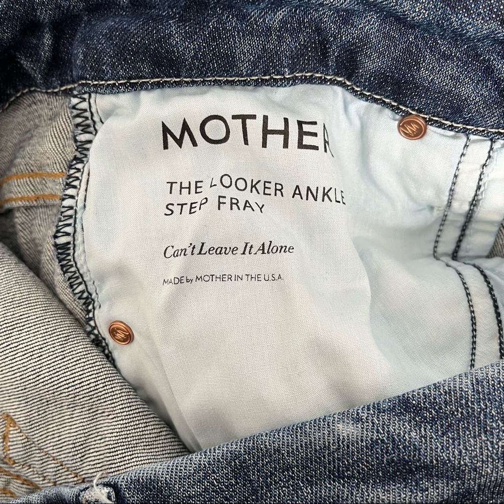 MOTHER Looker Ankle Step Fray Jeans in CAN'T LEAVE IT ALONE SIZE 26 - Picture 12 of 14
